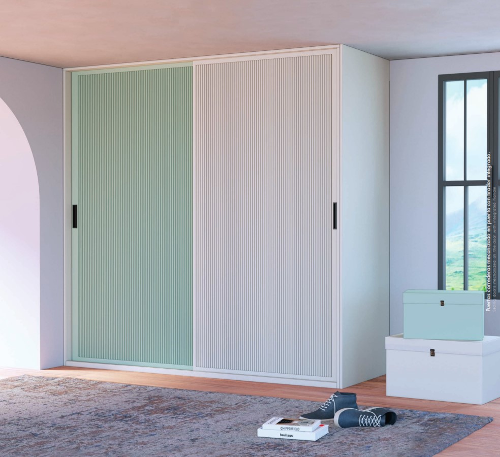 Armario puertas correderas mecanizado en puerta con tirador integrado